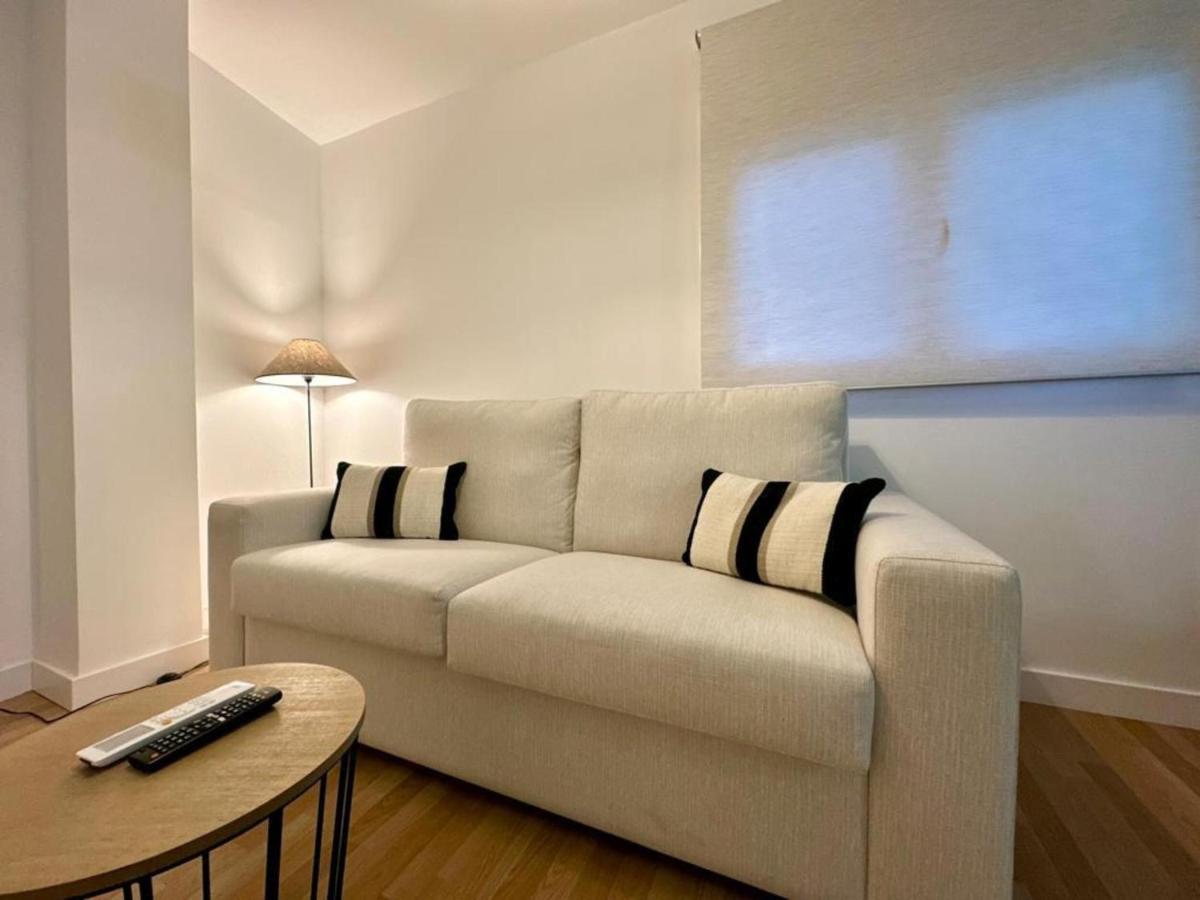 מאלגה Santa Lucia 1 Bedroom Apartment מראה חיצוני תמונה